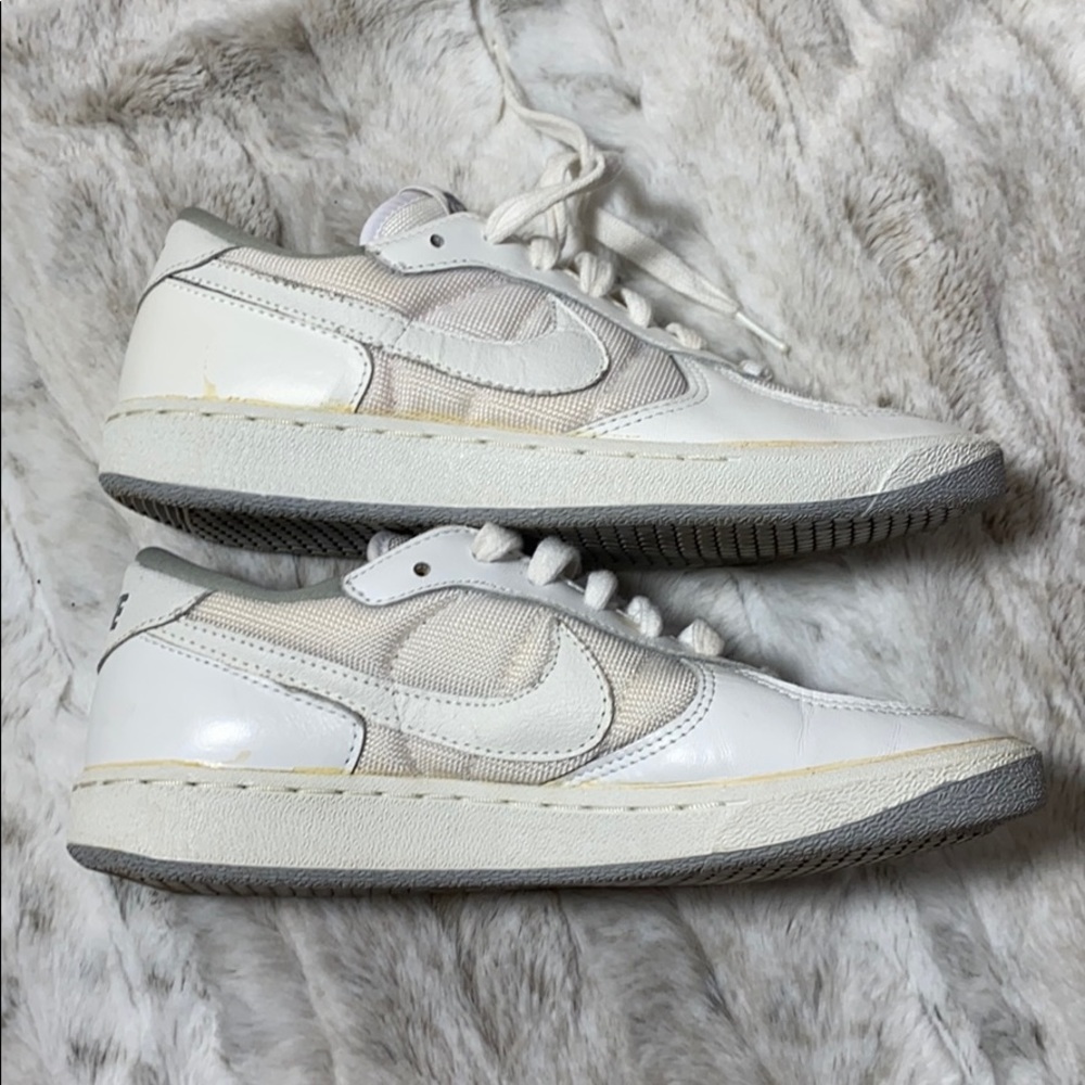 1984 Original Ladies Nike Meadow Supreme 7.5